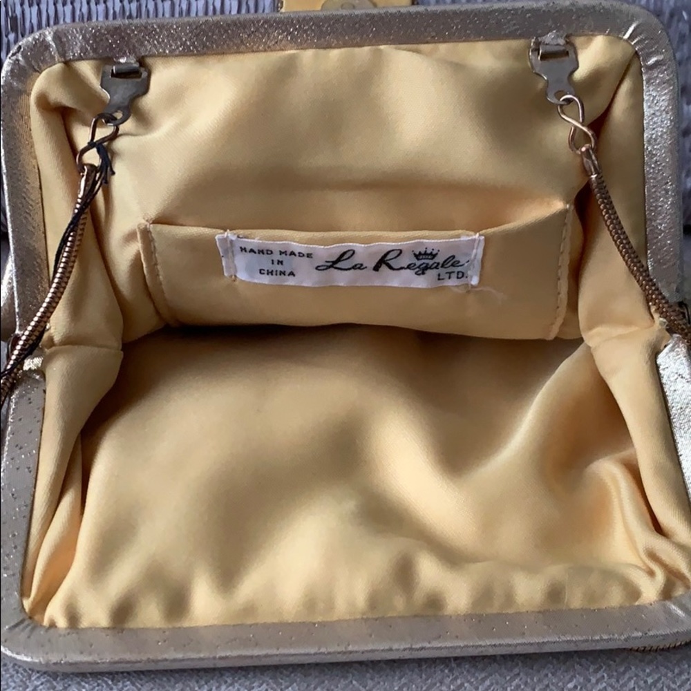 La Regale Gold Evening Bag NWT - Picture 3 of 3